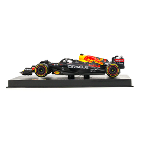 (2022) F1 Miniatura Red Bull Racing RB18 #1 Max Verstappen